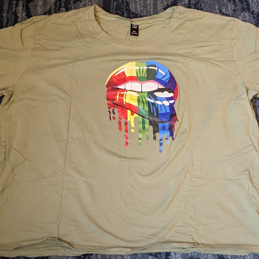 Rainbow Lips Green T-Shirt SHEIN Curve Size 3XL (Fits like XL)